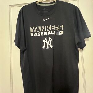 Nike Dri-FIT Black T-Shirt